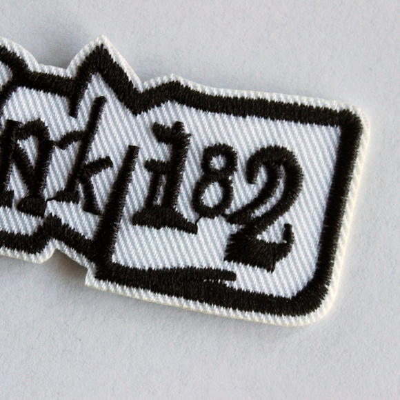Blink 182 Iron On Patch - Picture 4 of 5